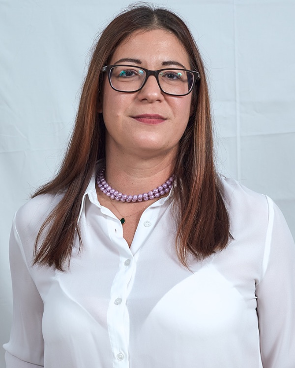 Portret Mihaela Papazu